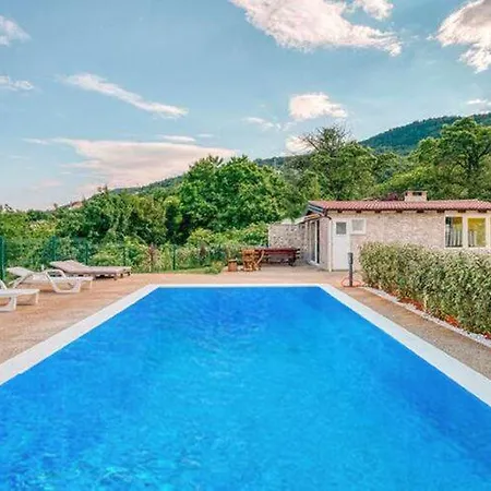 Apartment Nika With Swimming Pool And Beautiful Sea View *