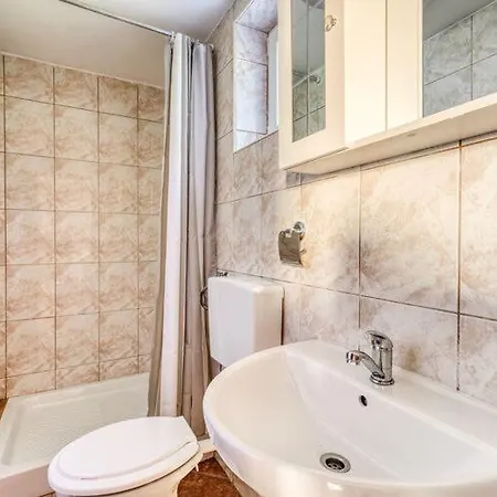 Nika With Swimming Pool And Beautiful Sea View Apartment *
