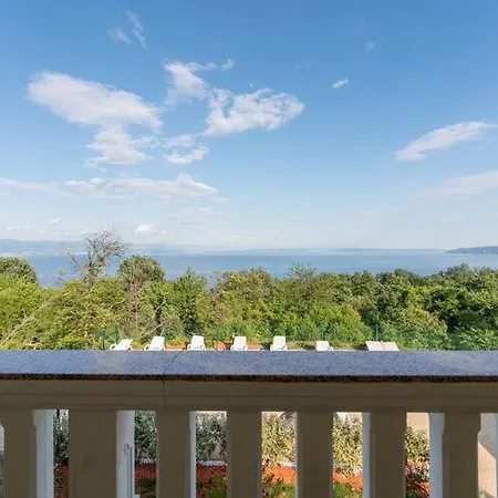 Nika With Swimming Pool And Beautiful Sea View Apartment