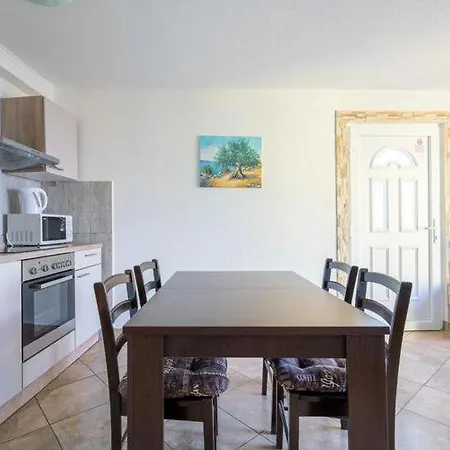 Apartment Nika With Swimming Pool And Beautiful Sea View Dobrec