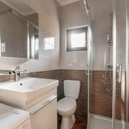 Apartment Nika With Swimming Pool And Beautiful Sea View