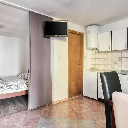 Nika With Swimming Pool And Beautiful Sea View Apartment *