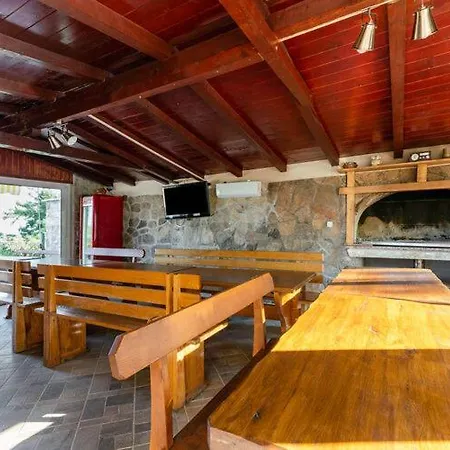 Nika With Swimming Pool And Beautiful Sea View Apartment Dobrec